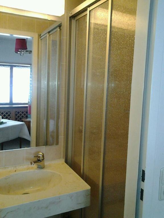 ホテルHaus Sonnenblick バイリッシュツェル 部屋 写真